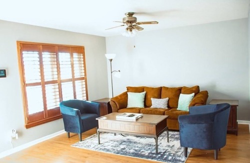Seffner Community Alliance House | Relaxing 3 bedroom house with pool