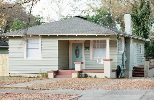 Montgomery House | Relaxing 3BR Home | Cozy Central Access Stay