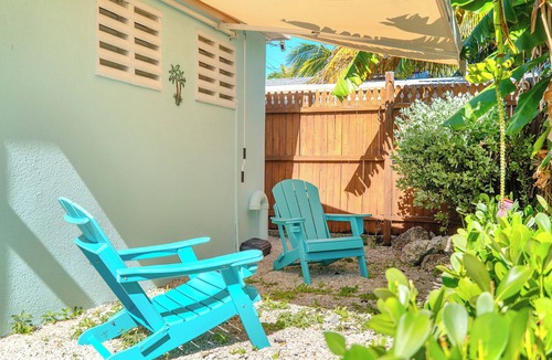 Marathon Villa | Relaxing Marathon Keys Home, Bikes & Beach Gear included Near Sombrero Beach