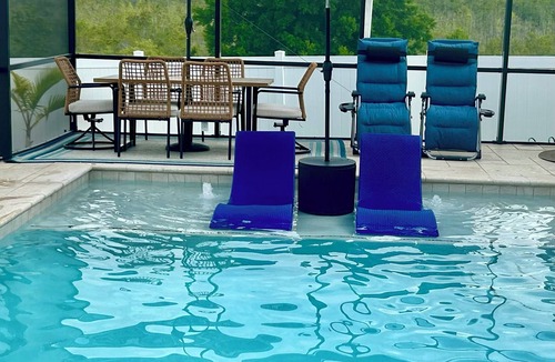 Lake Alfred House | Relaxing Oasis with pool close to attractions.