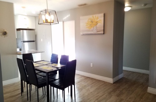 Park East Condo | Remodeled 2 bedroom 2 bedroom condo with swimming pool& tennis court in Sarasota