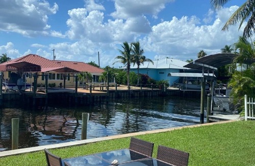 Matlacha House | Remodeled 3-bedroom 2-bathroom house with Gulf Access in cool Matlacha