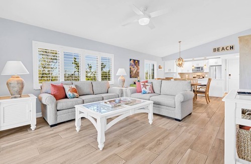 Sanibel Condo | 🌺Remodeled End-Unit with Panorama View – Sandpiper Beach 506🐟