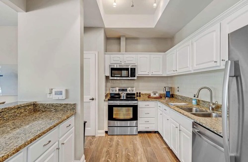 Sawgrass House | Renovated Condo with Golf Views Near Beach