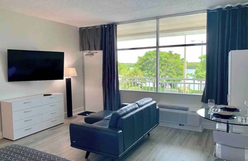 Ruskin Condo | Resort Condo, Private Beach, Balcony w/Water Views