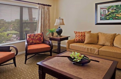 Orange Lake Resort | Resort Sleeps 8 with Lazy River, Pools & AC next to Disney World parks.
