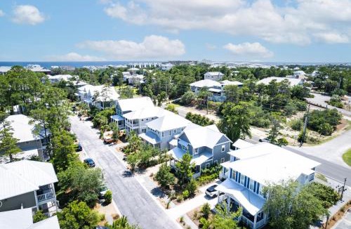 Lakeside at Blue Mountain Beach House | Retreat at 30A