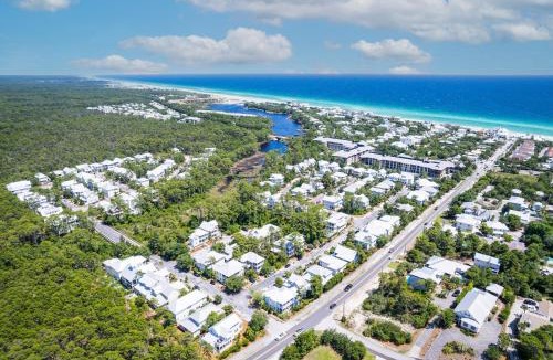 Lakeside at Blue Mountain Beach House | Retreat at 30A