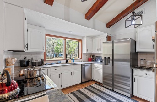 Seffner House | Retreat Style 6BR Home for Families & Groups