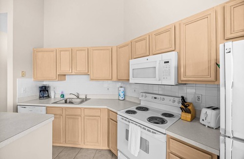 Port Saint Lucie Condo | Right Direction Rentals 1 Bedroom Villa 9906