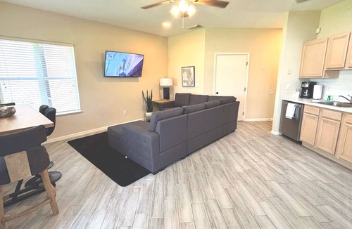 Port Saint Lucie Villa | Right Direction Rentals 1 Bedroom Villa 9970