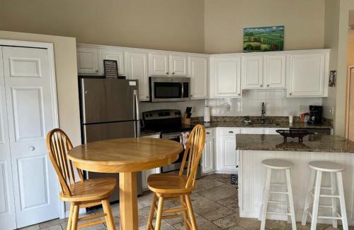 Port Saint Lucie Villa | Right Direction Rentals 2 Bedroom Villa 9897