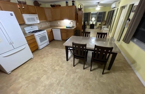 Buckhead Ridge Cottage | Rim Canal Cottage - Access to Fishing, Just off Lake Okeechobee! by RedAwning