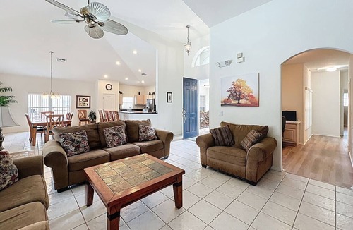 West Haven House | Rivendell: Private Pool/Spa with 24/7 Support!
