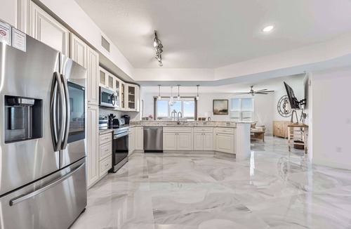 Merritt Island Condo | River Fly-In | Luxury Launch View Retreat