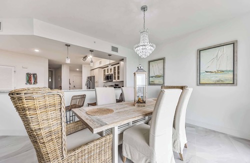 Merritt Island Condo | River Fly-In | Luxury Launch View Retreat