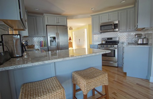 Douglas House | Riverdance, Hot Tub Open! Heated Pool open 5/8 to 10/12/26.