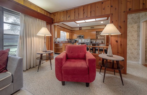 Old Seminole Heights House | Riverfront ☆ Spacious ☆ Original Mid-Century Ranch