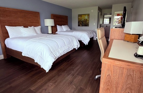 Clewiston Hotel | Roland Martin Marina and Resort