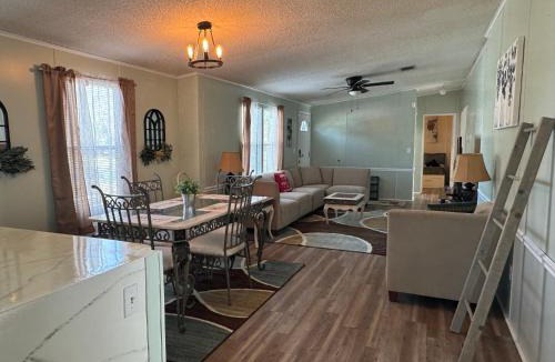 Moon Lake Estates House | Room in shared home up to 4 People
