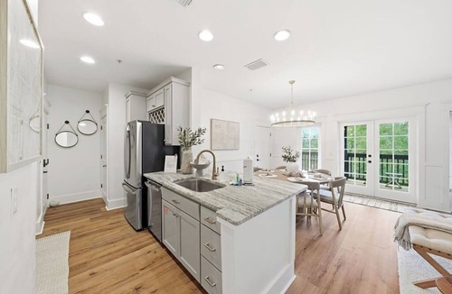 Rosemary Beach Condo | Rosemary Beach | Sleeps 6 | Seaglass At Rosemary | Pools | Balcony