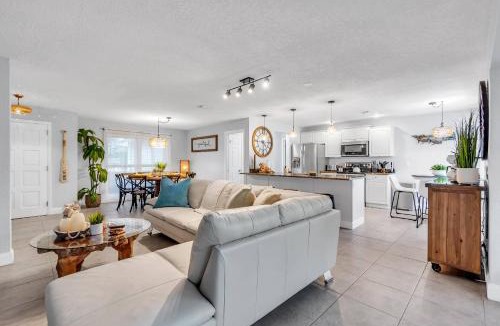 Harbor Bluffs House | Rosemary's Hacienda