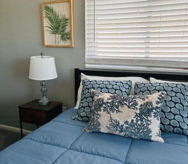 Oakland Hills House | Rotonda Pool Oasis Near Beaches - Sleeps 9