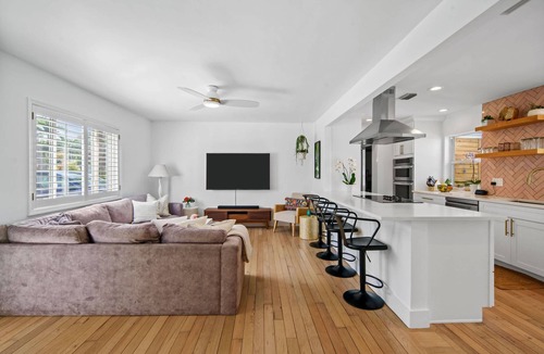 Southside House | Rove Travel | Sunny Vista | Heated Pool & Firepit