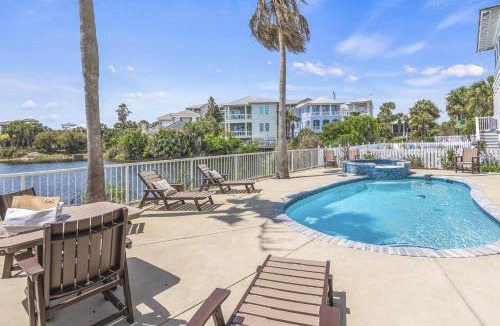 Holiday Isle House | Royal Villa At Destin Pointe Resort