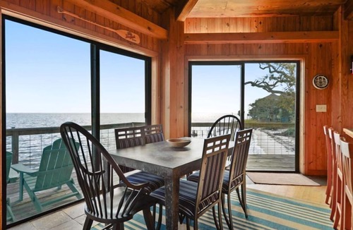Ocean Springs House | Rustic Retreat | Beach View
