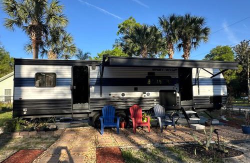 DeLand Apartment | RV Oasis in Downtown Deland
