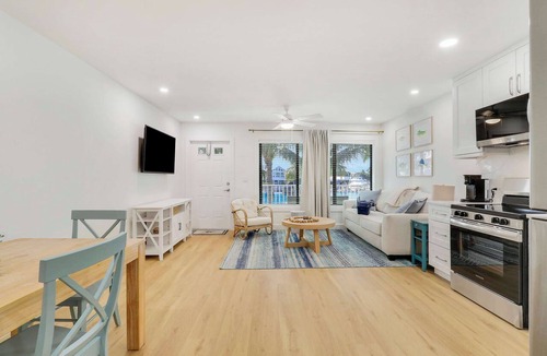Stuart Apartment | Sailfish Suites - 11 - Waterfront