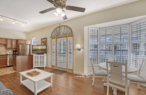 Whitney Beach Cottage | Salt Air, Sunlight, and Old Florida Flair