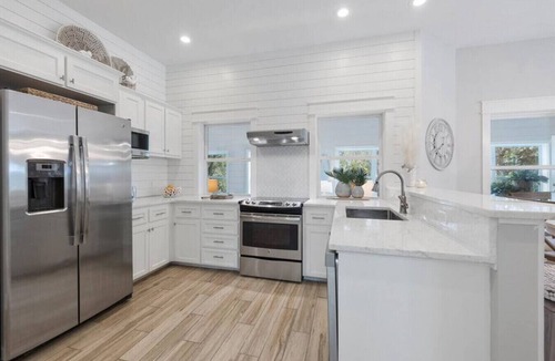 Dune Allen Beach House | Saltseeker Peaceful Pool & Easy beach access w/golf cart
