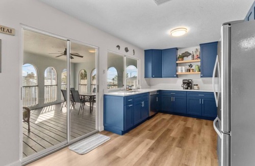 Fort Myers Beach House | Salty Air Retreat: Family Beach House | Heated Pool | Beach Gear | 1-Min Walk to Sand