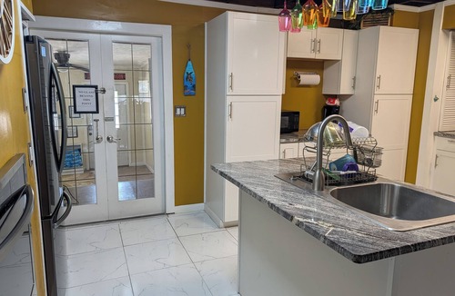 Panama City House | Salty Bay Escape private pool, dining, shopping and entertainment.