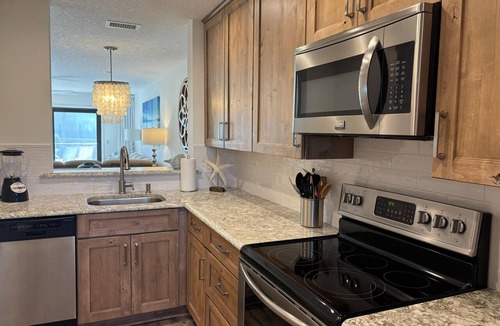 Crescent Beach Condo | Salty Kisses at Summerhouse - Heated Pools, Ocean Views, Beach Access