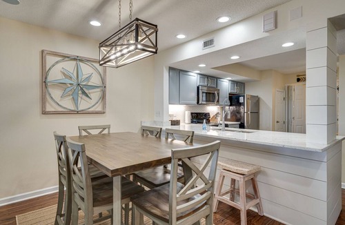 Sandestin Condo | "Salty Sun" - Golf Cart (included), Tennis, Pools, Golf, Beach. it's all here!