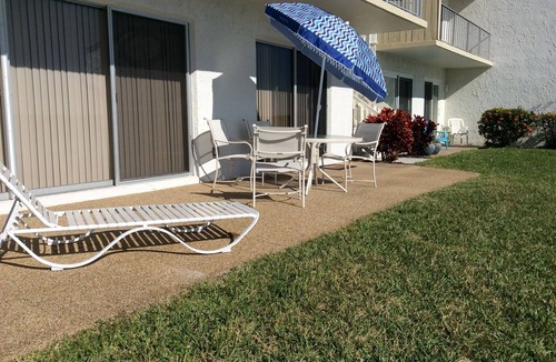 Sand Key Condo | Sand Key Bayside Gardens,faces intercoastal,huge beach across street