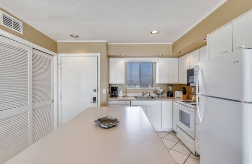 Holiday Isle Condo | Sandpiper Cove 2133 1 Bedroom Condo by RedAwning