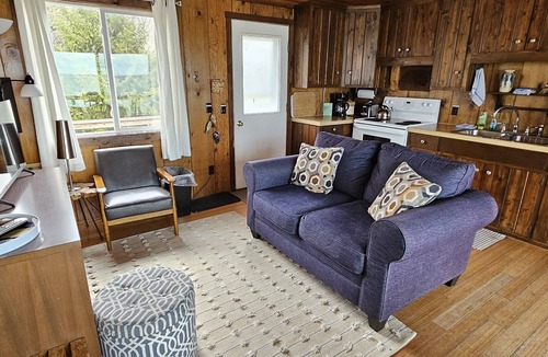 Arcadia House | Sandy Beach! Sunset Cottage on Lake Michigan, Arcadia, fire pit. Dog ok.