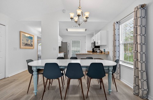 Gulfview Heights House | Sandy Daze - Vacation Rental on 30A Close to the Beach with Hot Tub