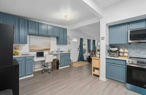 Lake Mary House | Sanford Group Getaway- 4BR/Sleeps 10, Pet Friendly