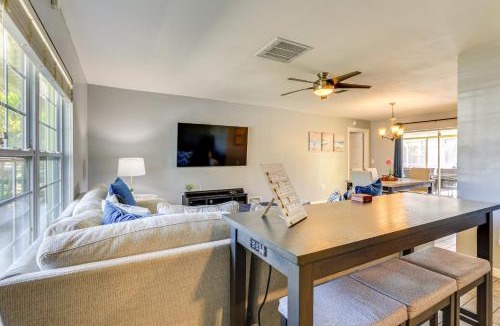 Whitfield House | Sarasota Home w/Heated Pool: 3 Mi to Airport!