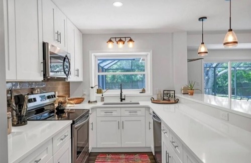 Arlington Park House | Sarasota Oasis w/pool,spa close to beaches,downtown. Weekly rental