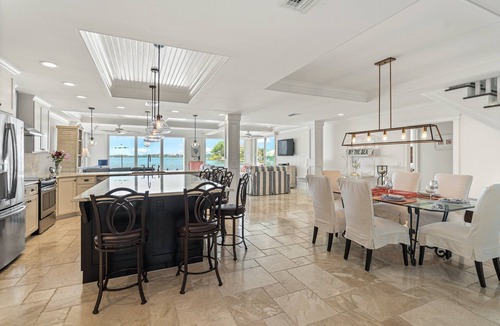 Sarasota House | Sarasota Waterfront Home Near Siesta Key Beach, Private Pool & Dock