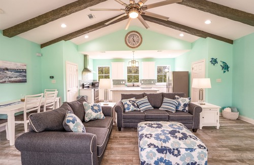 Ocean Springs House | Sassy Seas 2BR Cottage near Ocean Springs: Gulf Views, w/Balcony & Fire Pit