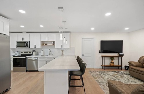 Laurel House | Scenic Getaway Home: 3BR 2Bath Minutes to Beach
