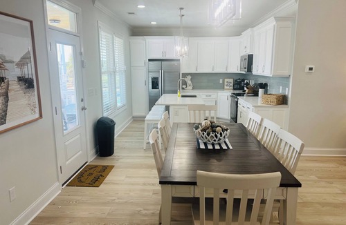 Cherry Grove Beach House | SEA BISCUIT-2024 LUXURY Cherry Grove Home, 4bd/3bth, Private Pool, VERY CLEAN