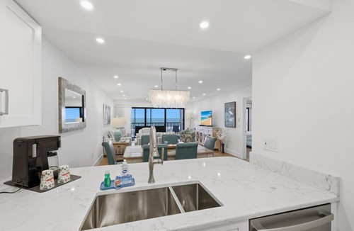 Boca Grande Condo | Sea Oats 215 | 2BR/2BA Boca Grande Gulf-Front